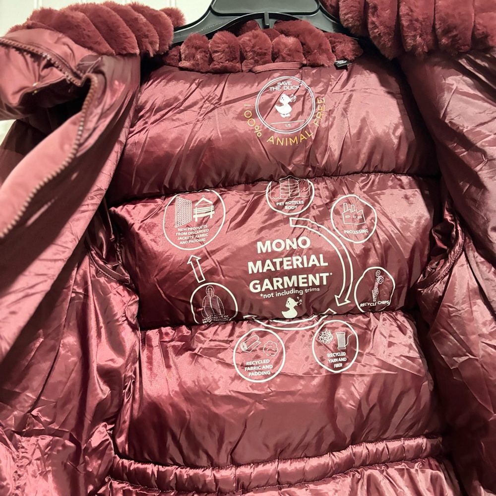 SAVE THE DUCK Quilted Puffer Jacket in Burgundy - Picture 10 of 12